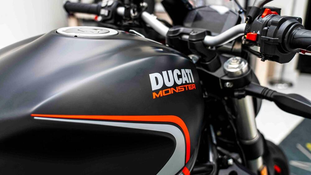 Ducati Monster 821 Stealth (2019 - 20) (11)