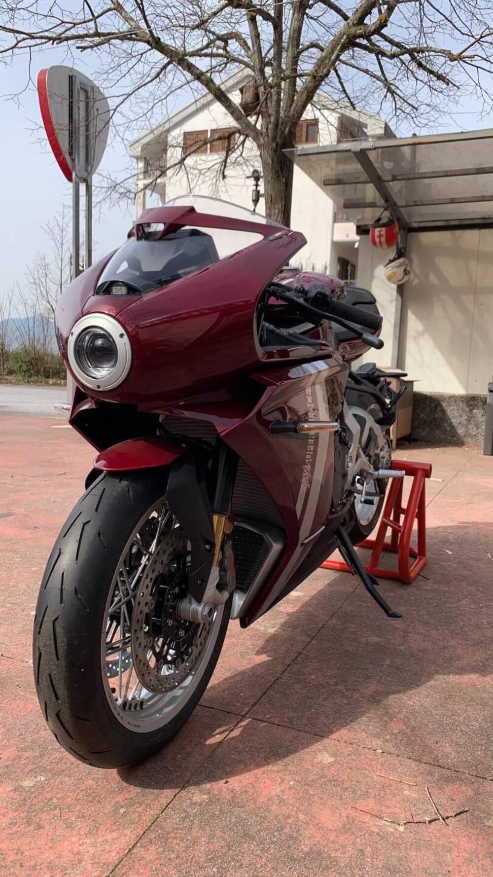 MV Agusta Superveloce 800 98 (2023 - 26) (6)