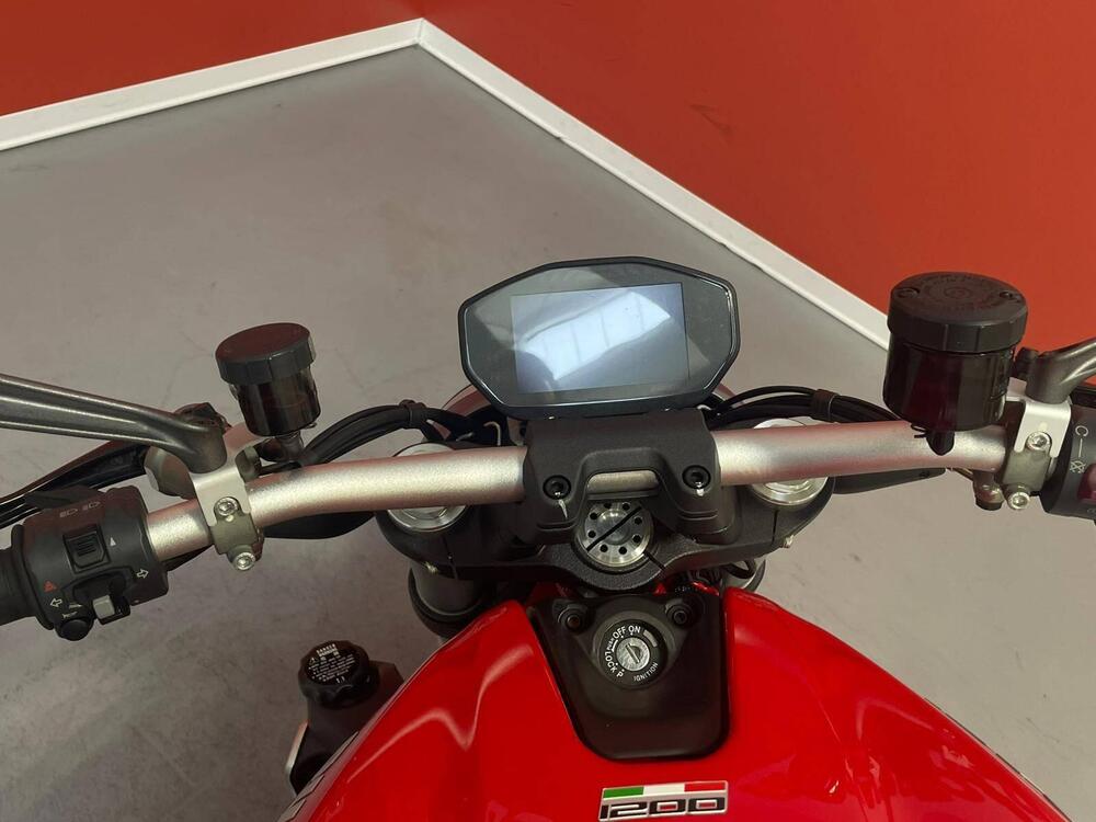 Ducati Monster 1200 (2014 - 16) (9)