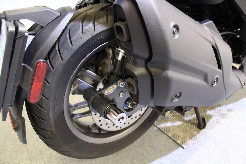 Piaggio Beverly 400 S (2025 - 26) (6)