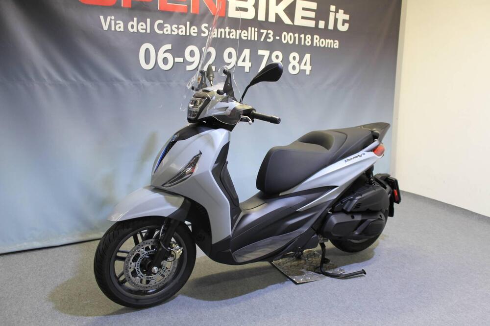 Piaggio Beverly 400 S (2025 - 26) (12)