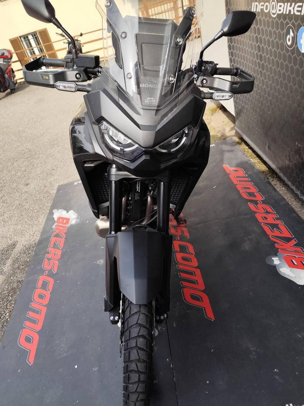 Honda Africa Twin CRF 1100L ES DCT (2024 - 26) (4)