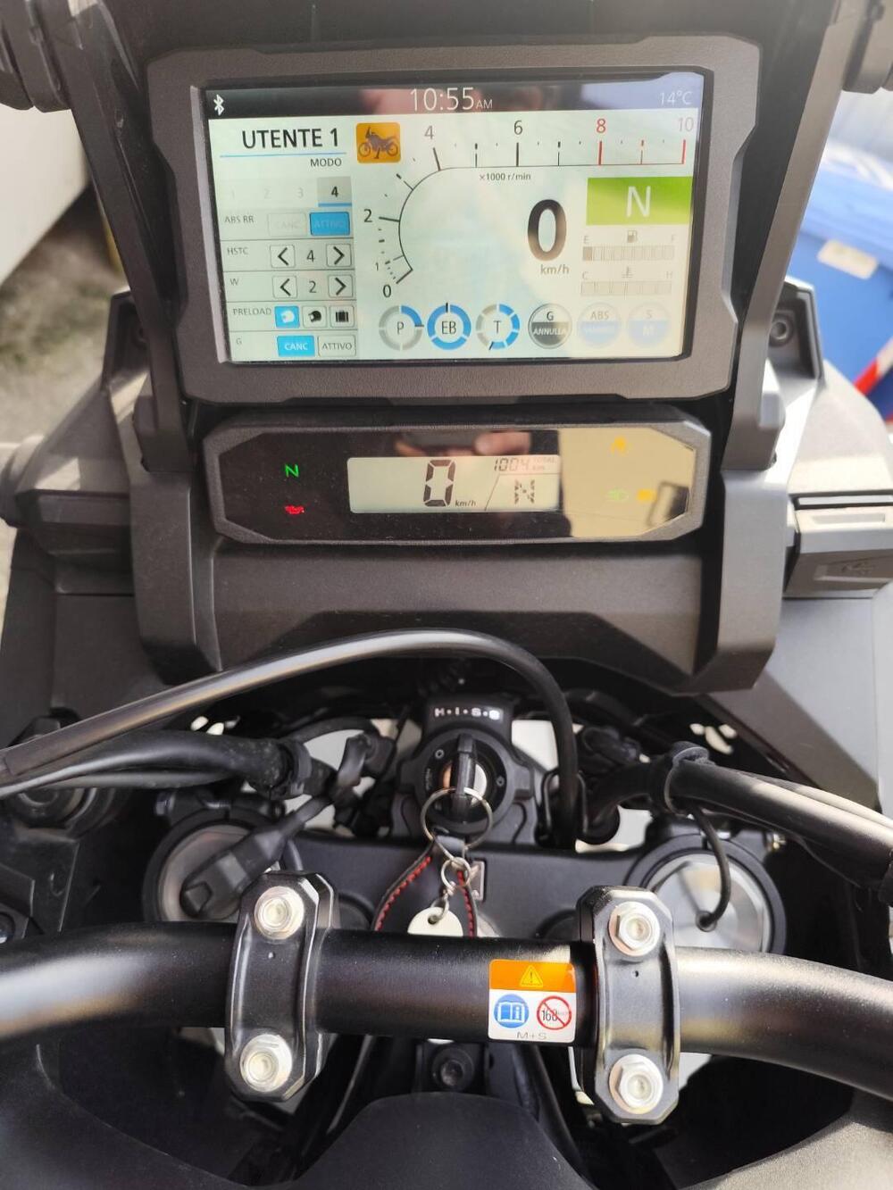 Honda Africa Twin CRF 1100L ES DCT (2024 - 26) (5)