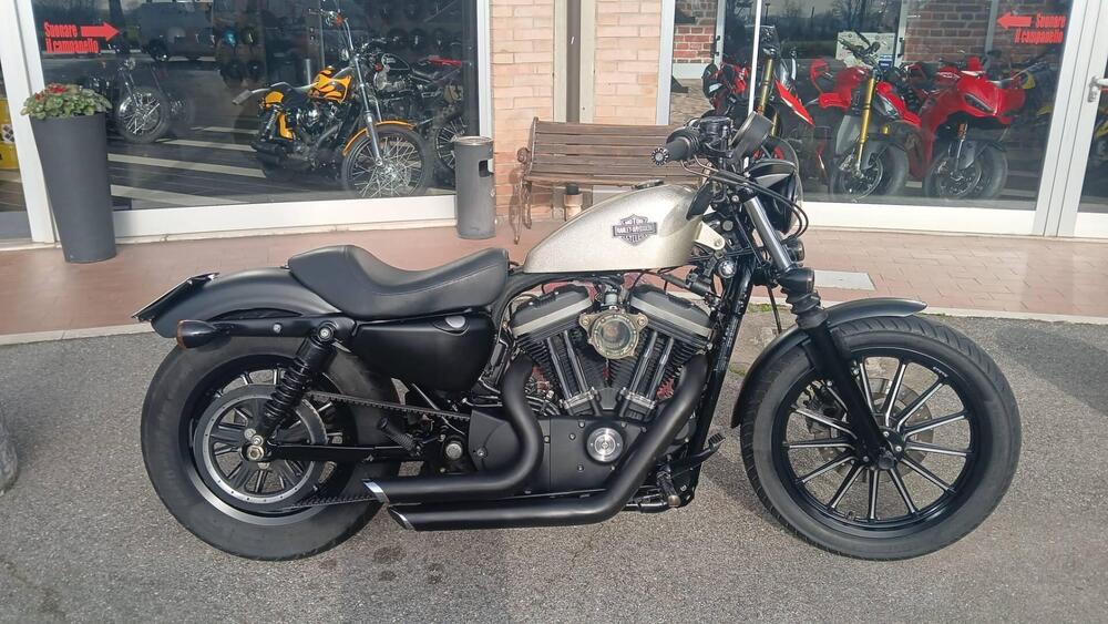 Harley-Davidson 883 Iron (2009 - 11) - XL 883N (3)