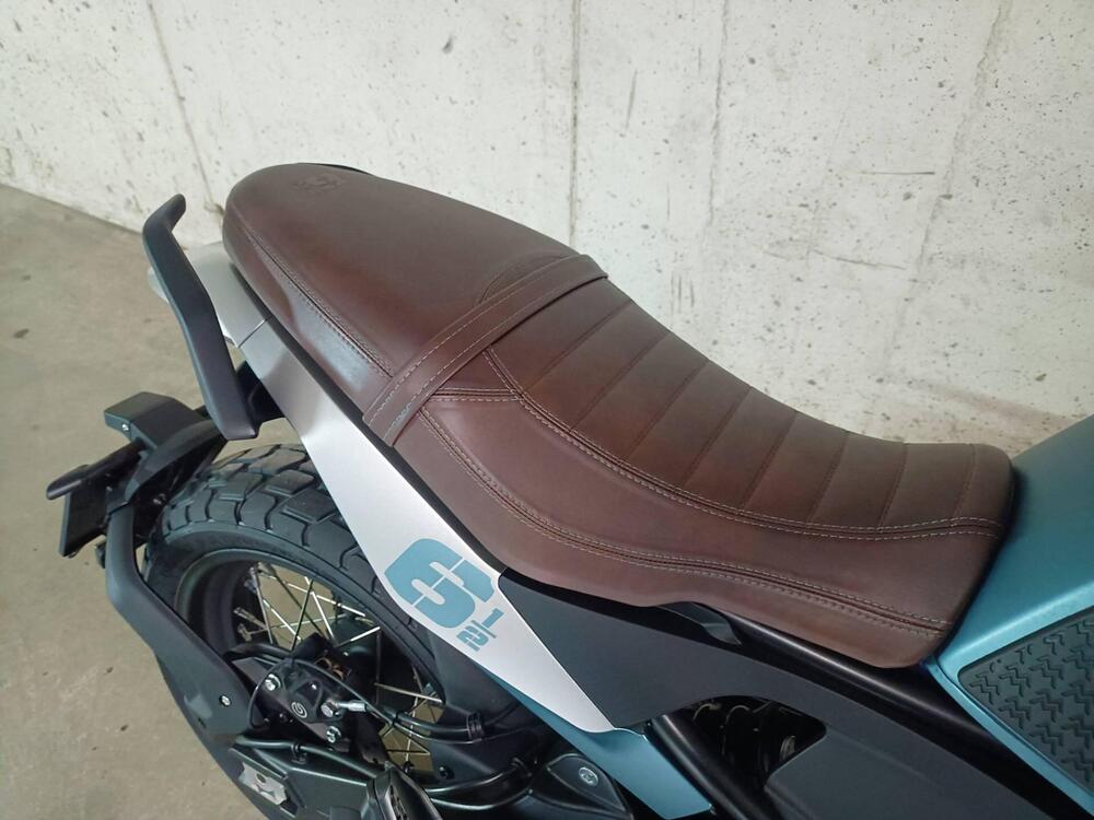 Moto Morini SEIEMMEZZO SCR (2022 - 26) (5)