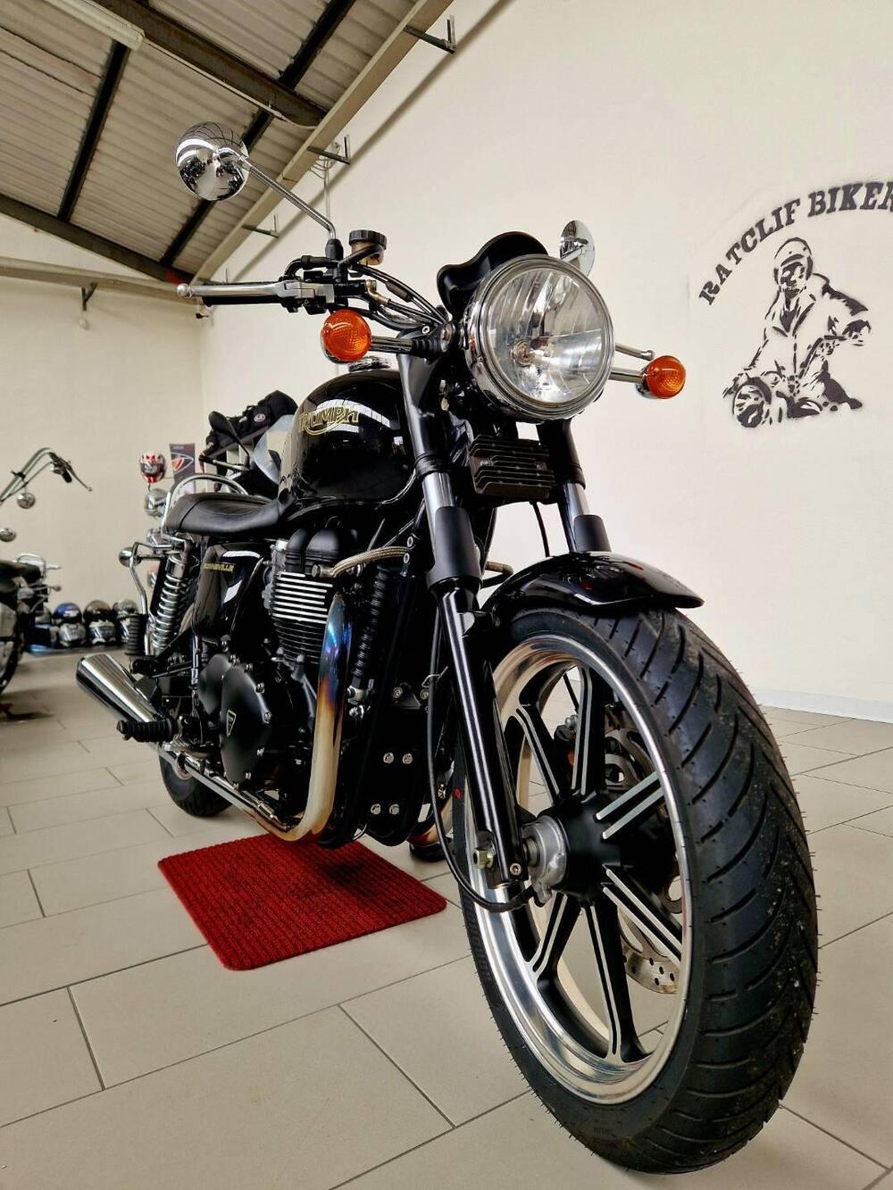 Triumph Bonneville SE (2009 - 13) (2)