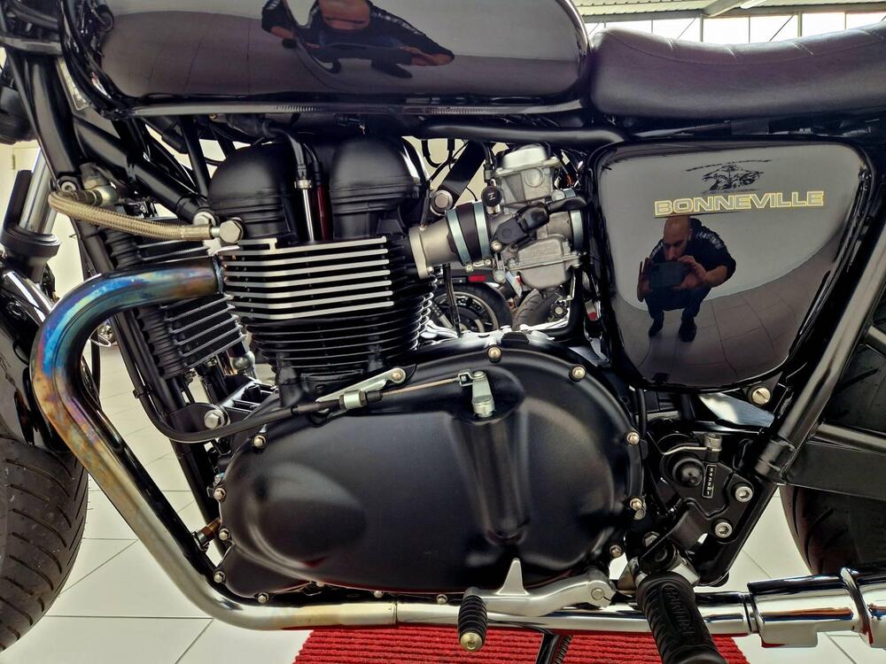 Triumph Bonneville SE (2009 - 13) (8)