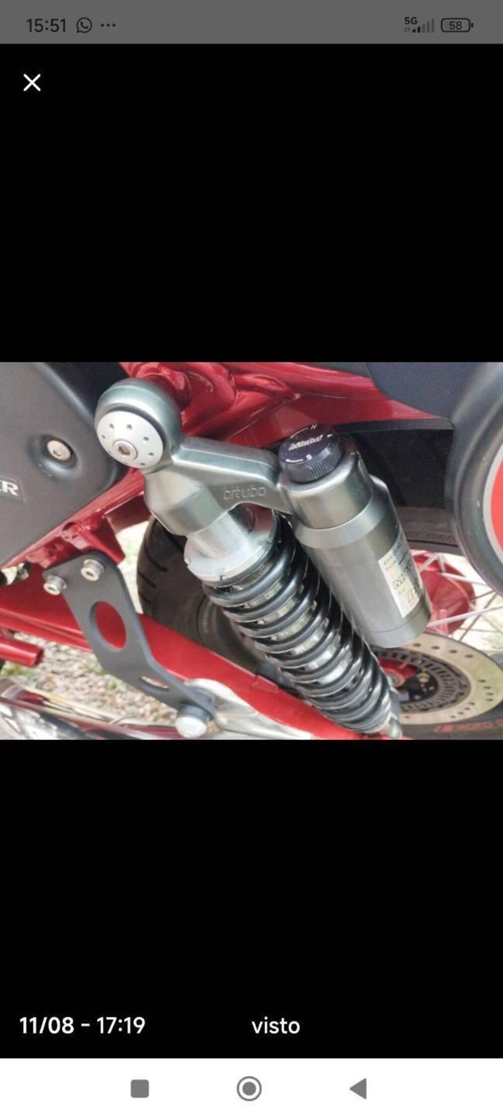 Moto Guzzi V7 II Racer (2015 - 17) (7)