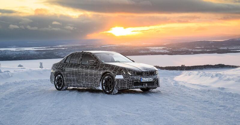 BMW i3 Neue Klasse: test estremi sul ghiaccio per la rivoluzione &ldquo;Heart of Joy&rdquo;