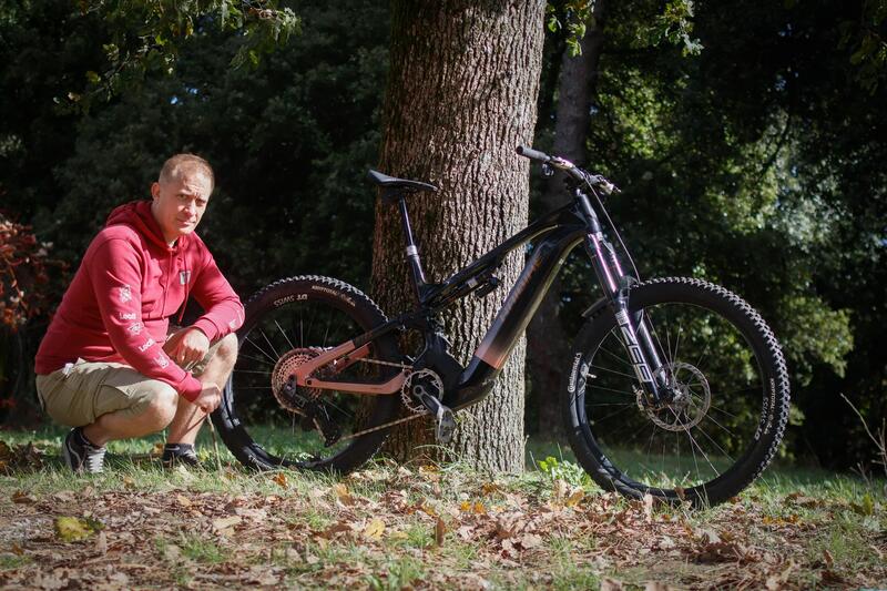Haibike HYBE CF 11, il TEST della E-MTB Enduro in Carbonio da 10.000 euro [VIDEO]