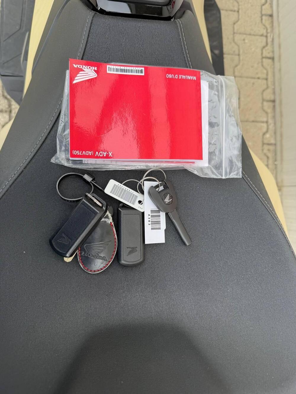 Honda X-ADV 750 DCT (2021 - 24) (12)