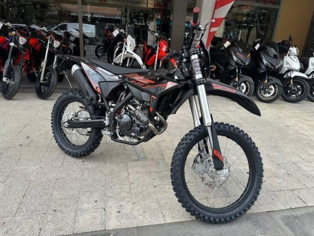 Betamotor RR 125 4T Enduro T (2025 - 26) (4)