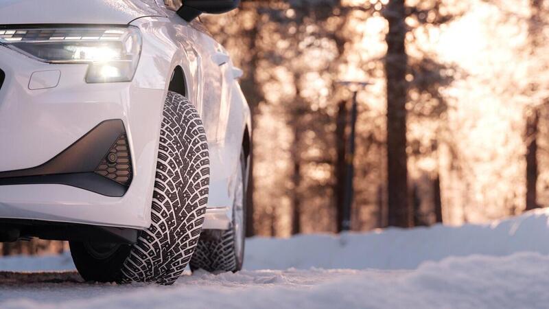 Nokian rivoluziona gli pneumatici invernali: arrivano i primi con chiodi retrattili automatici