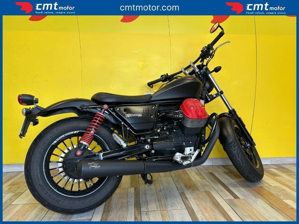 Moto Guzzi V9 Bobber (2016 - 18) (4)