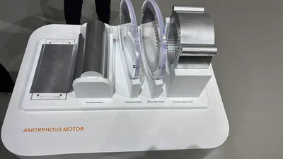 Horse presenta il nuovo motore ibrido con acciaio amorfo: arriva al 98,2% di efficienza