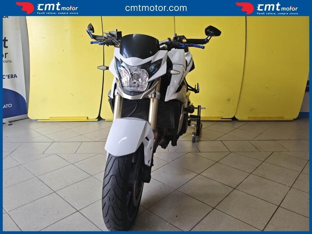 Suzuki GSR 750 (2010 - 15) (2)