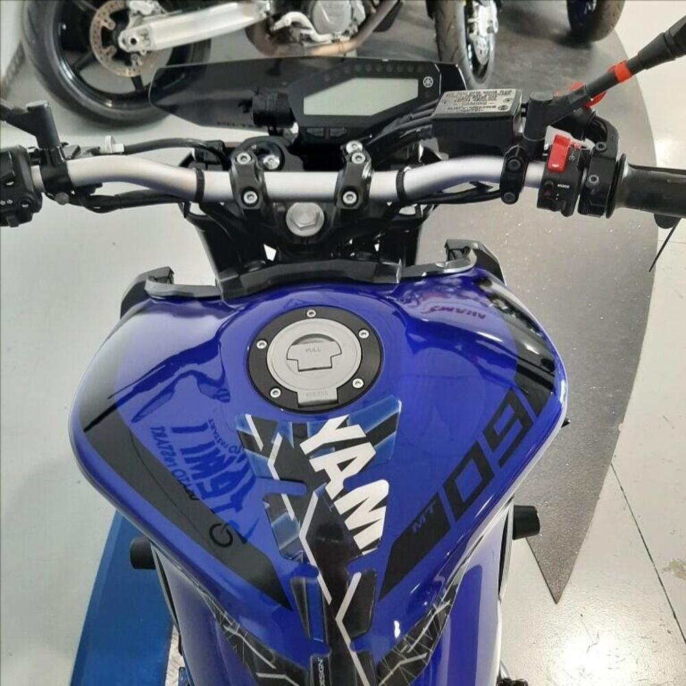 Yamaha MT-09 (2017 - 20) (12)