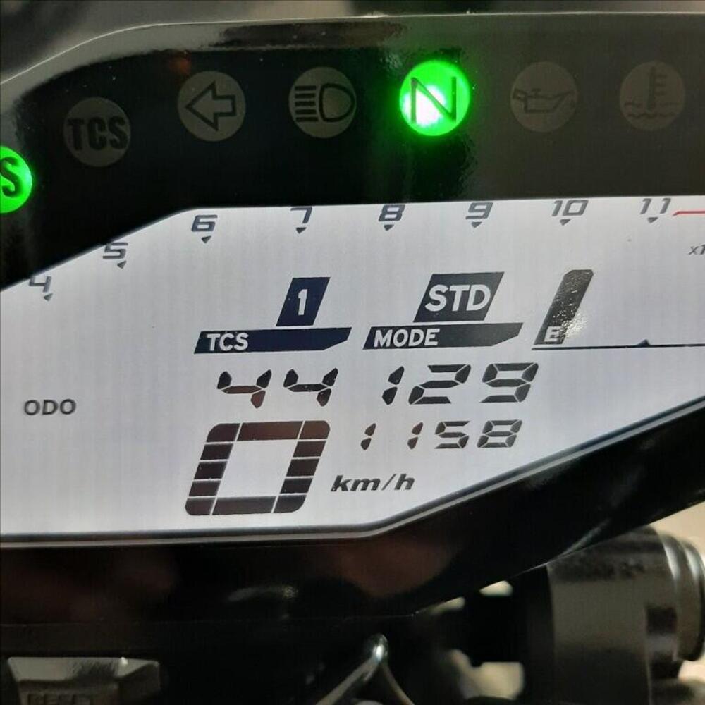 Yamaha MT-09 (2017 - 20) (13)