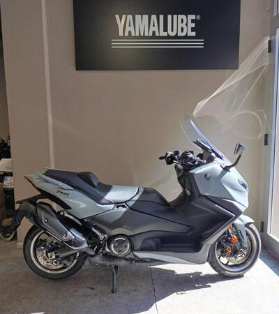 Yamaha T-Max 560 Tech Max (2025 - 26) usata