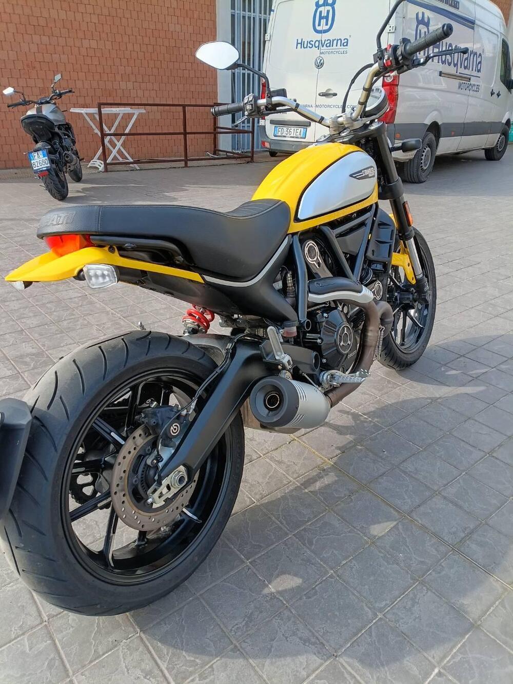 Ducati Scrambler 800 Icon (2017 - 20) (4)