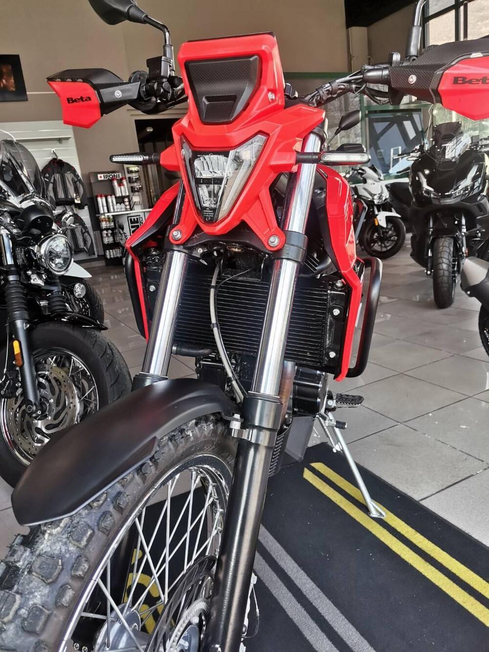 Betamotor Alp 4.0 (2024 - 26) (5)