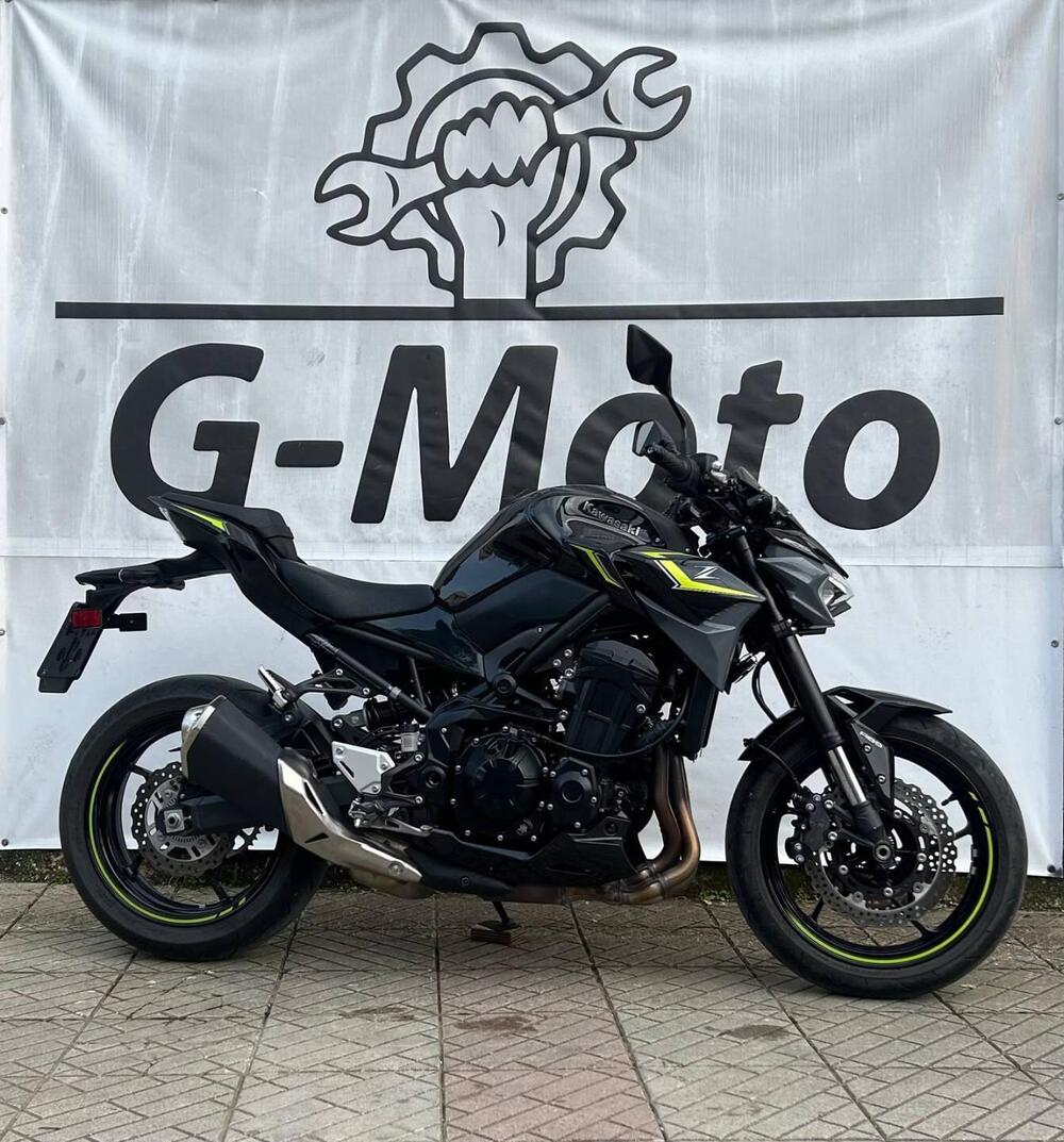 Kawasaki Z 900 (2021 - 24) (2)