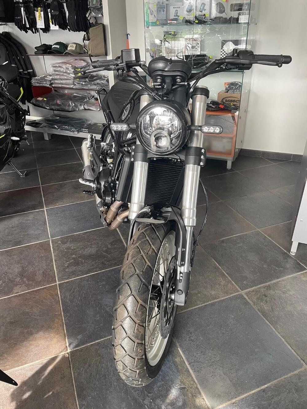 Benelli Leoncino 500 Trail (2021 - 26) (2)