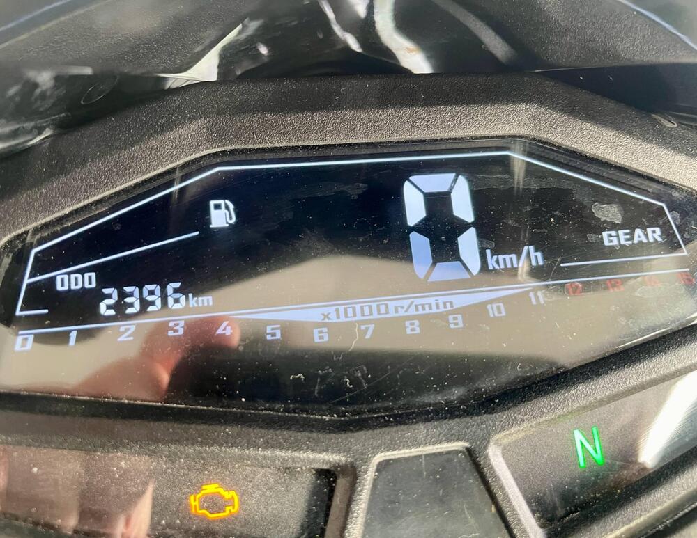 Um Italia Xtreet RS 125 (2023 - 26) (8)