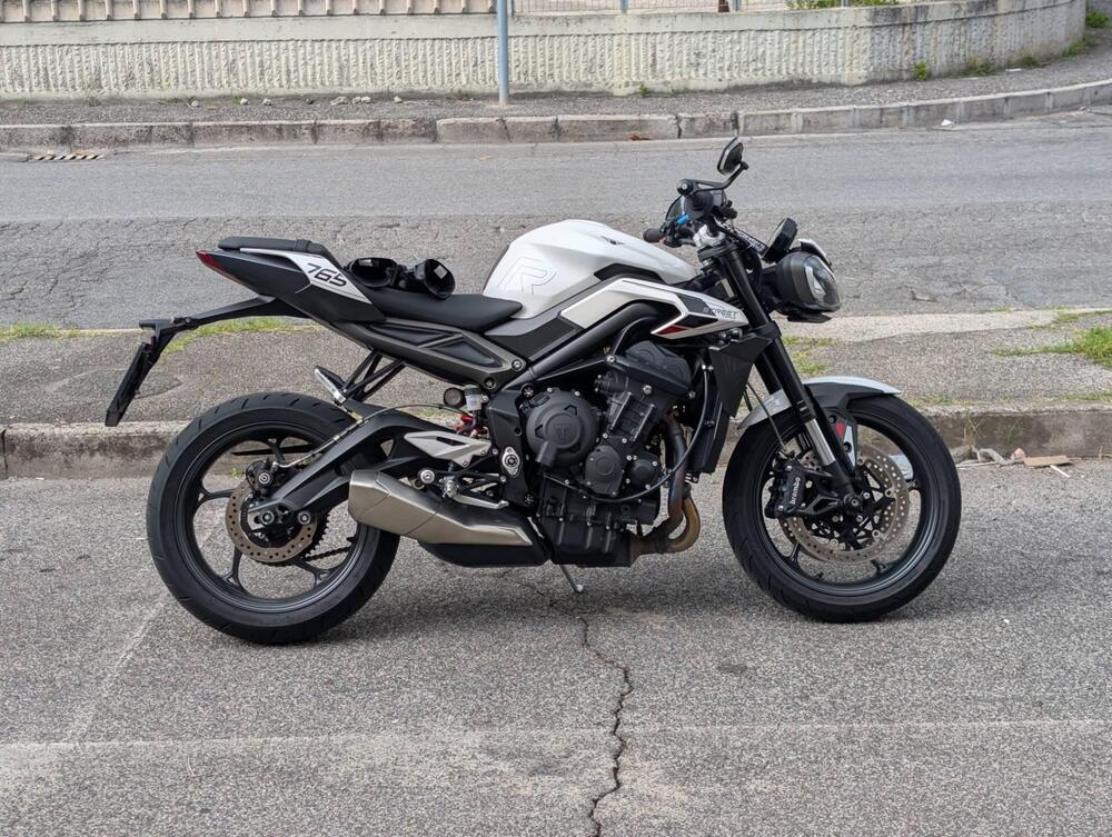 Triumph Street Triple 765 R (2023 - 26)
