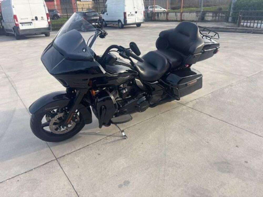 Harley-Davidson 114 Road Glide Limited (2020) - FLTRK (4)