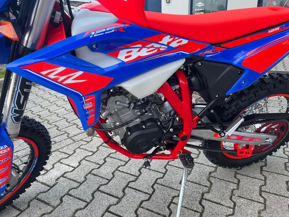 Betamotor RR 125 4T Enduro R (2024 - 26) (3)