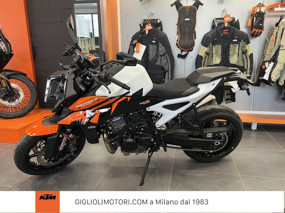 KTM 990 Duke (2024 - 26) (2)
