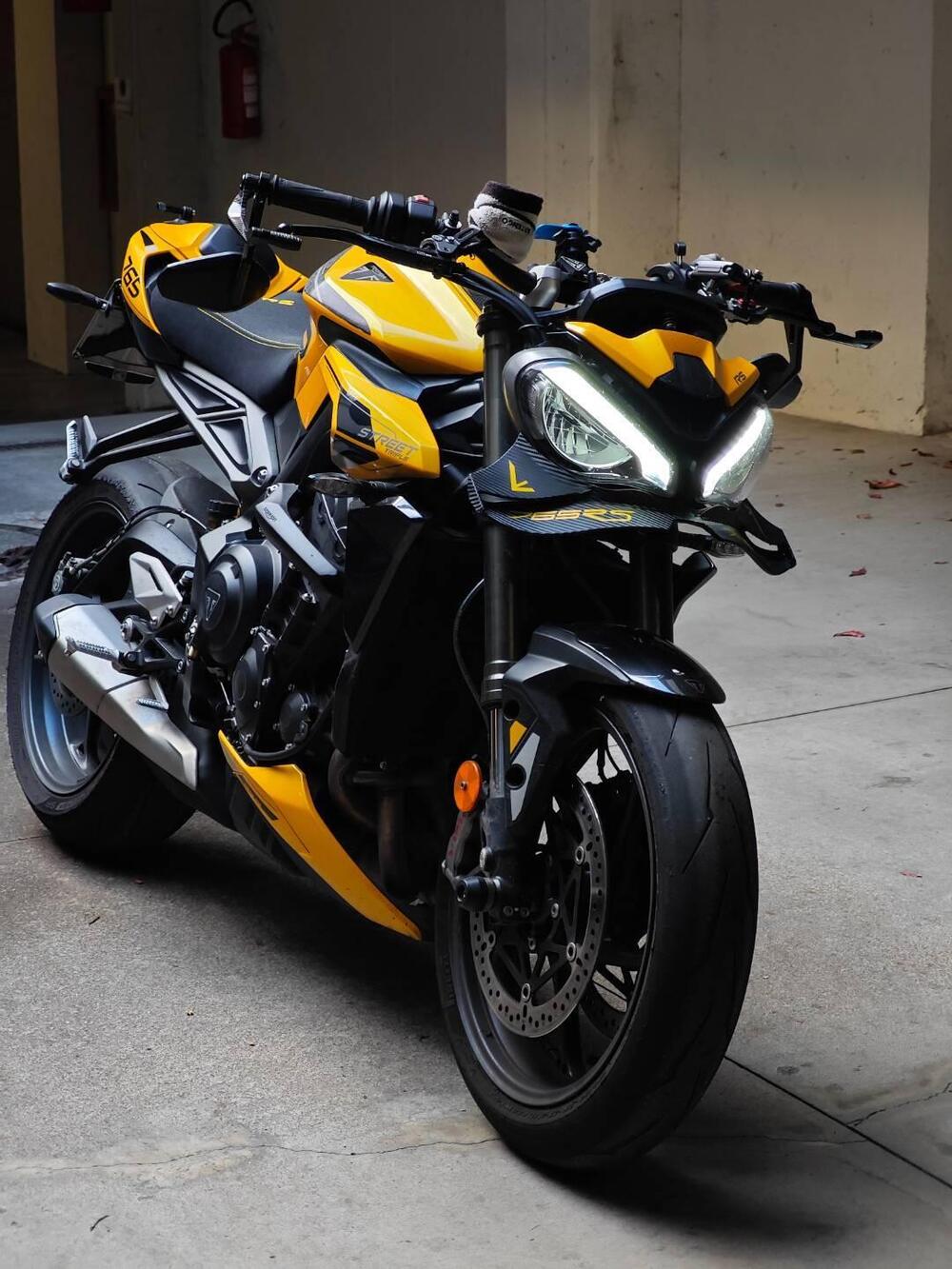 Triumph Street Triple 765 RS (2023 - 26) (9)