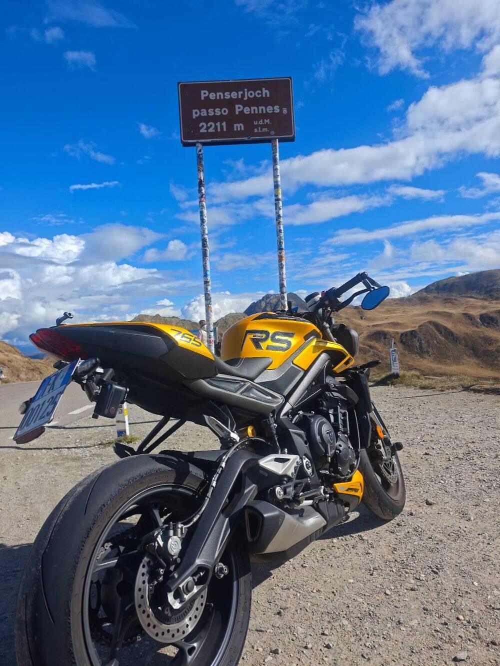 Triumph Street Triple 765 RS (2023 - 26) (16)