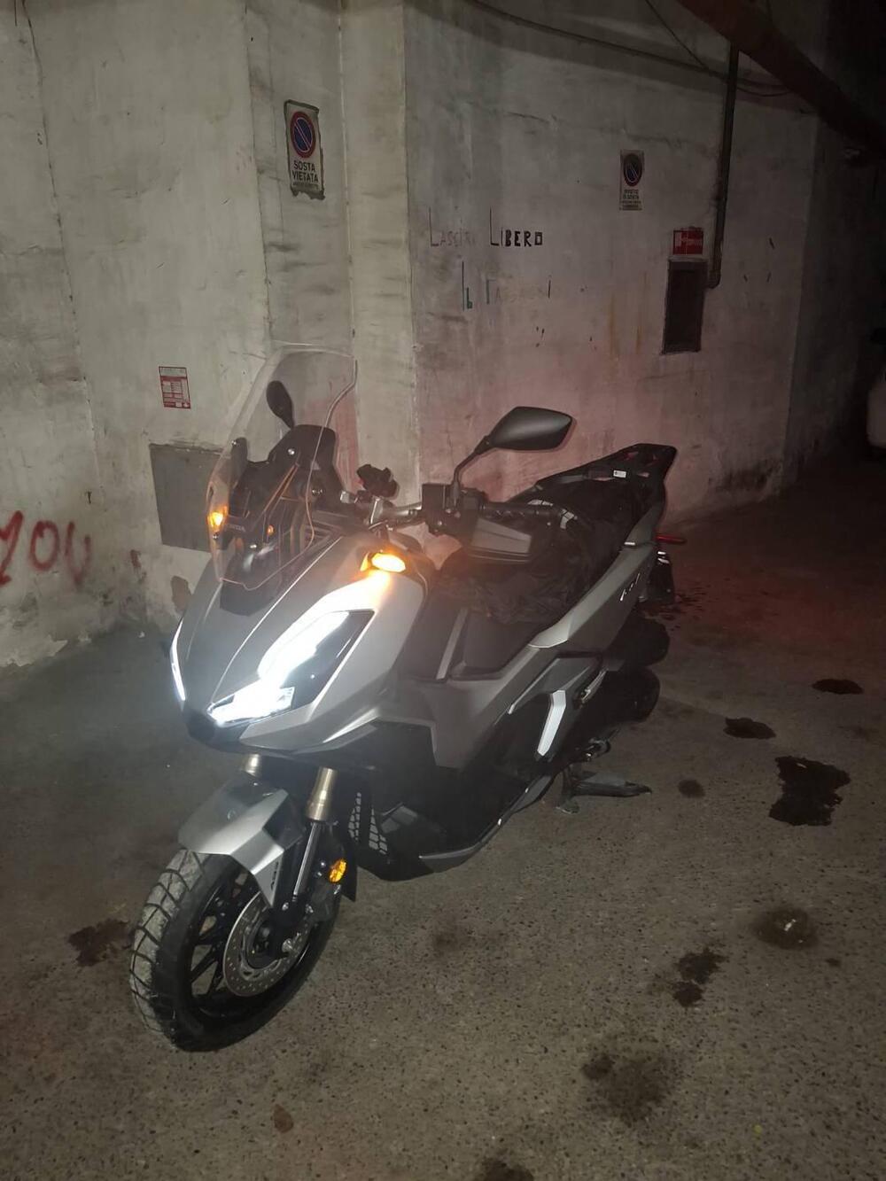 Honda ADV 350 (2022 - 24) (6)