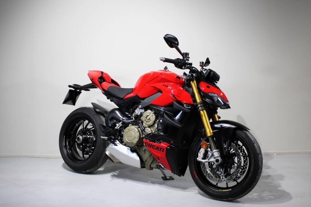 Ducati Streetfighter V4 S (2023 - 24) (2)