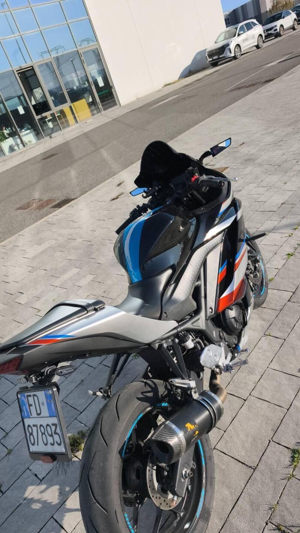 Yamaha YZF R3 (2021 - 24) (2)