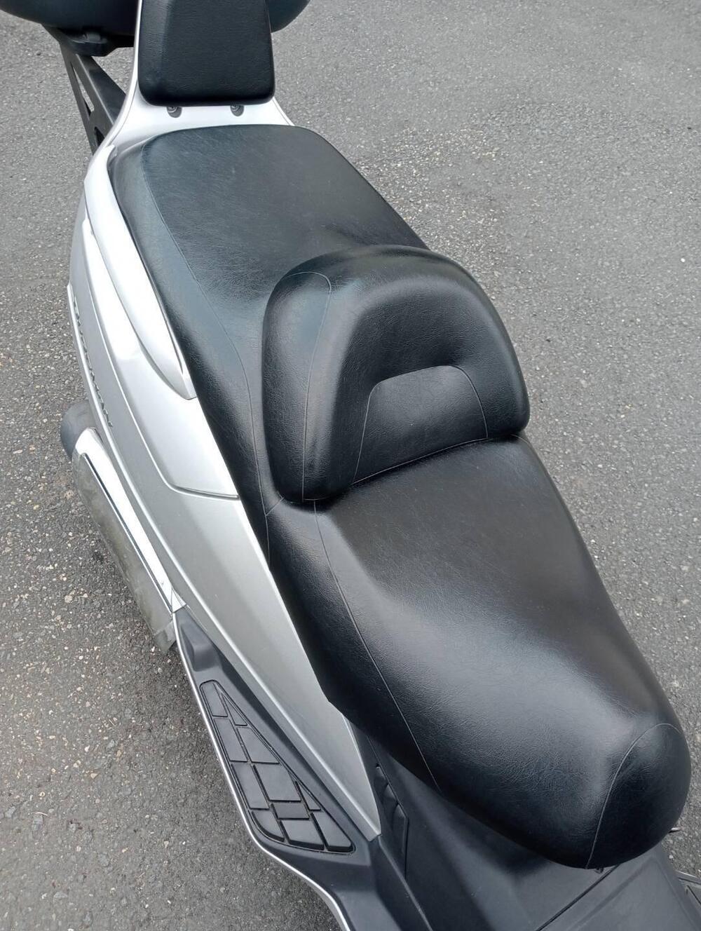 Suzuki Burgman AN 250 (1998 - 01) (12)