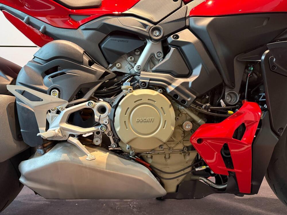 Ducati Streetfighter V4 (2025 - 26) (4)