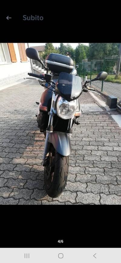 Suzuki GSR 600 (2006 - 11) usata