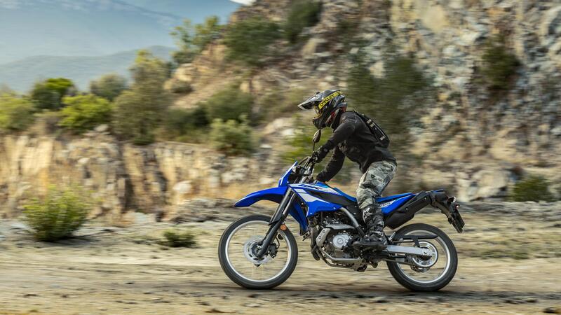 Yamaha WR125R: la piccola dual arriva in concessionaria