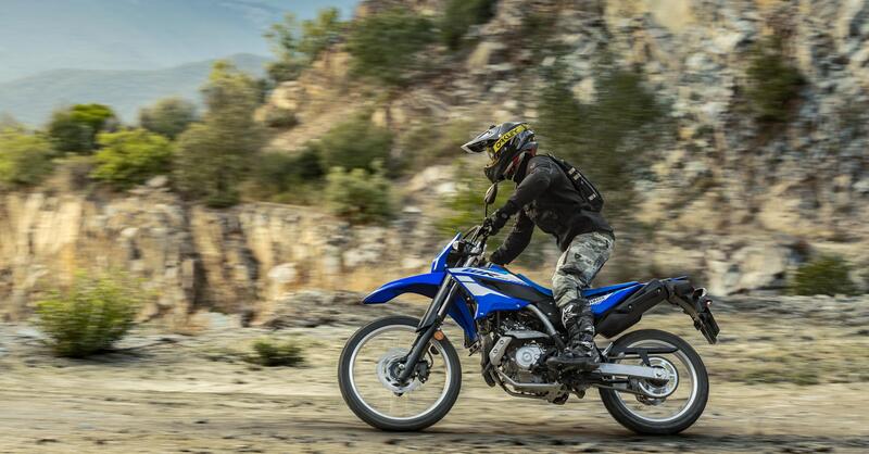 Yamaha WR125R: la piccola dual arriva in concessionaria
