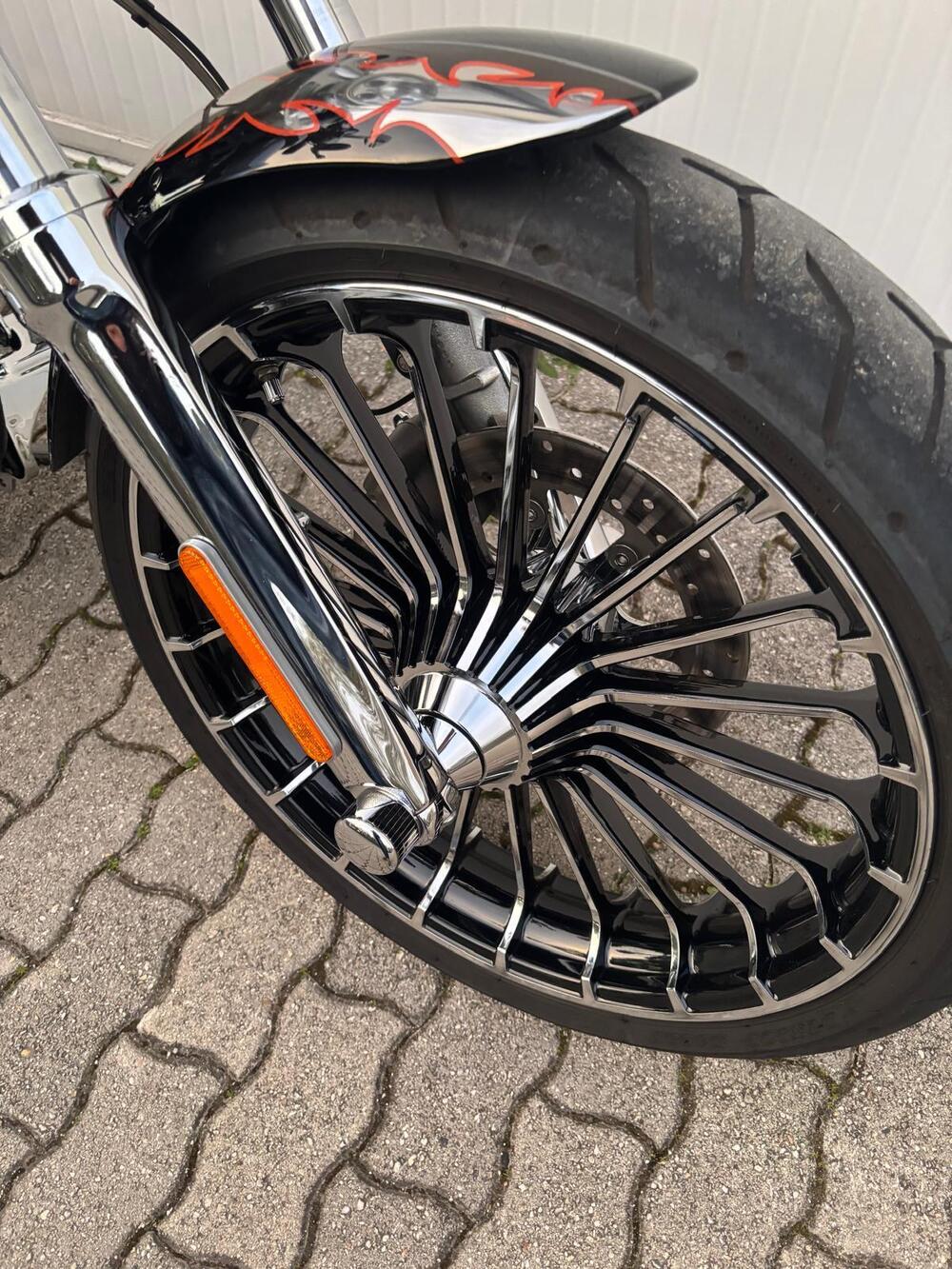 Harley-Davidson 1800 Breakout (2012 - 14) - FXSBSE (15)