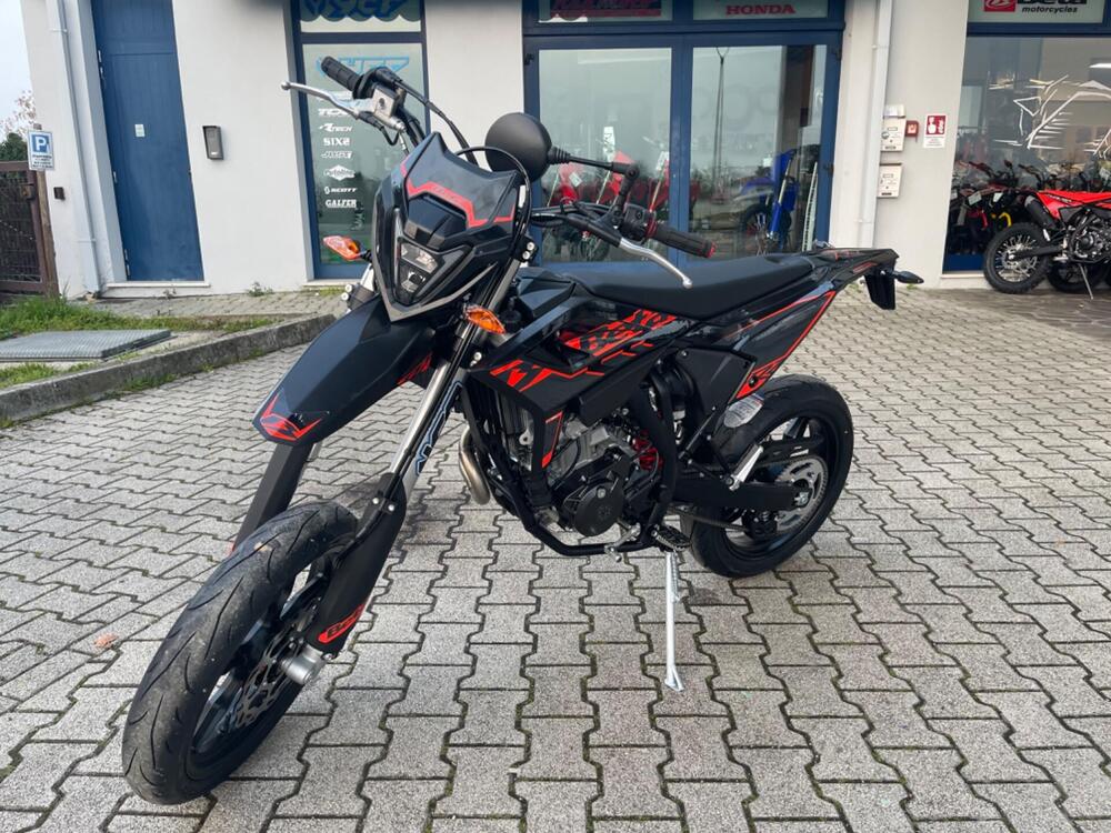 Betamotor RR 125 4T Motard T (2025 - 26) (2)