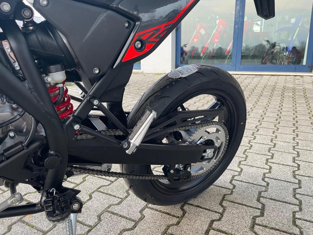 Betamotor RR 125 4T Motard T (2025 - 26) (6)