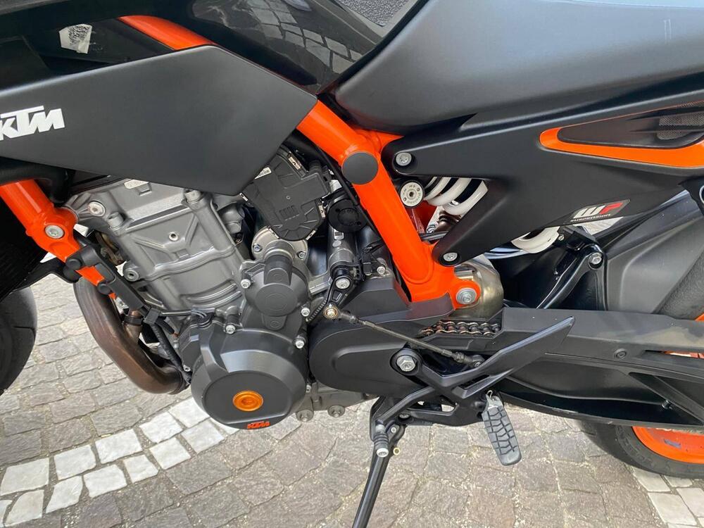 KTM 890 Duke R (2022 - 23) (9)