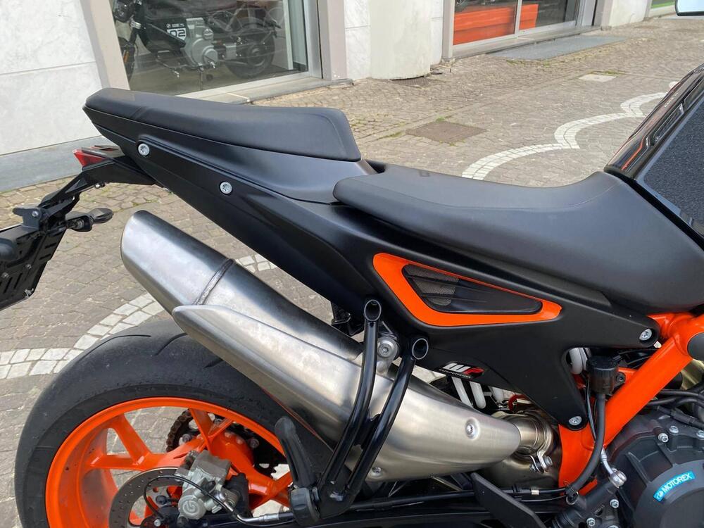KTM 890 Duke R (2022 - 23) (10)