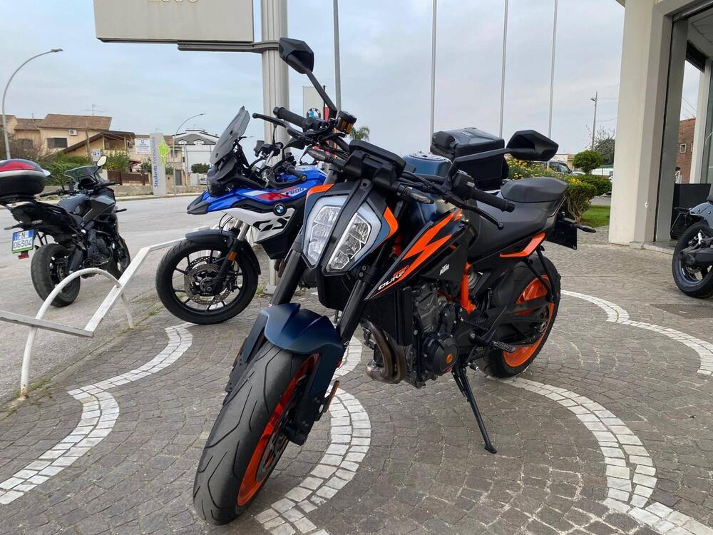 KTM 890 Duke R (2022 - 23) (4)