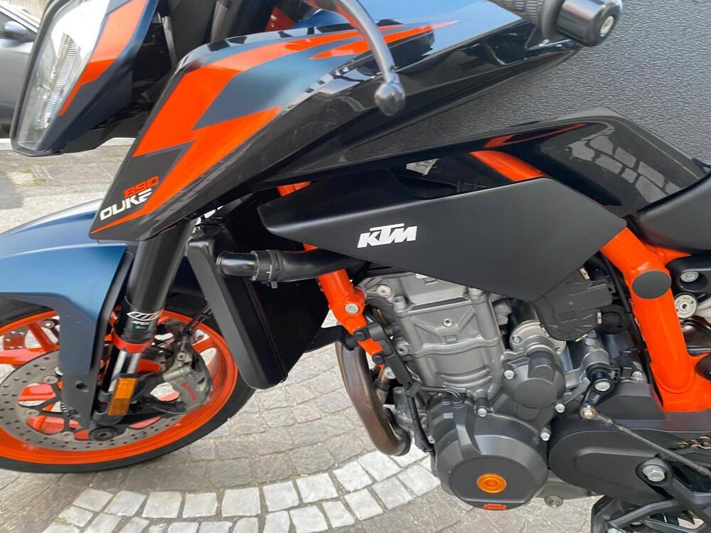 KTM 890 Duke R (2022 - 23) (7)