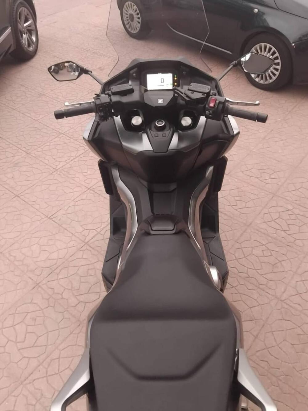 Honda Forza 750 DCT (2021 - 24) (5)